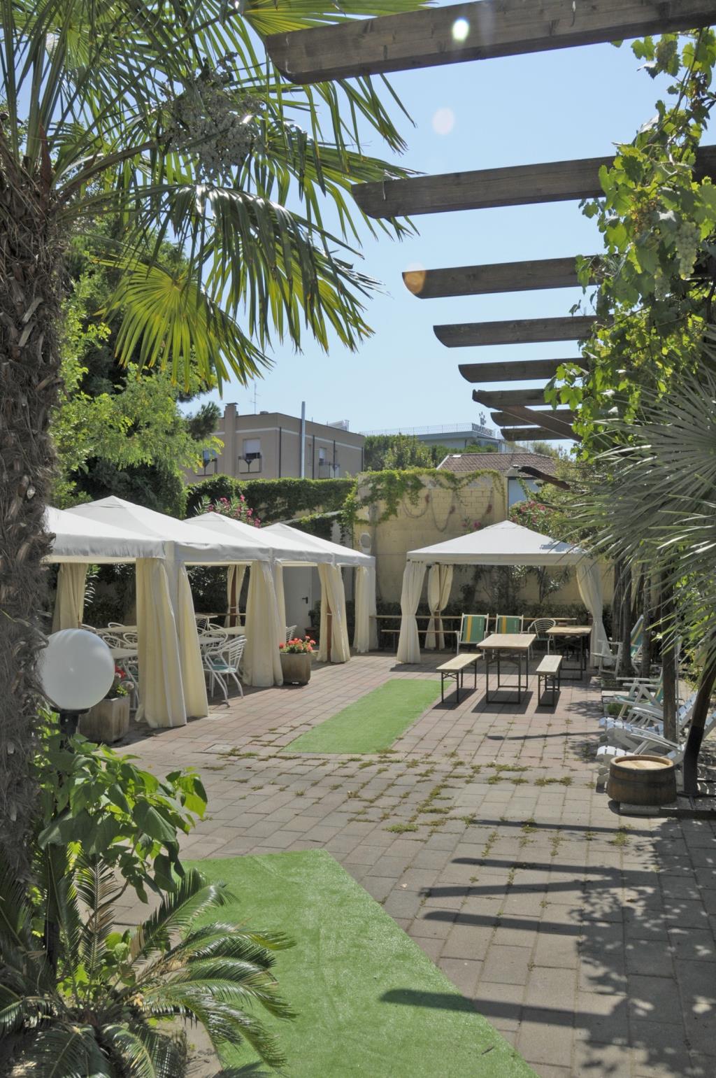Hotel Al Faro - Giardino