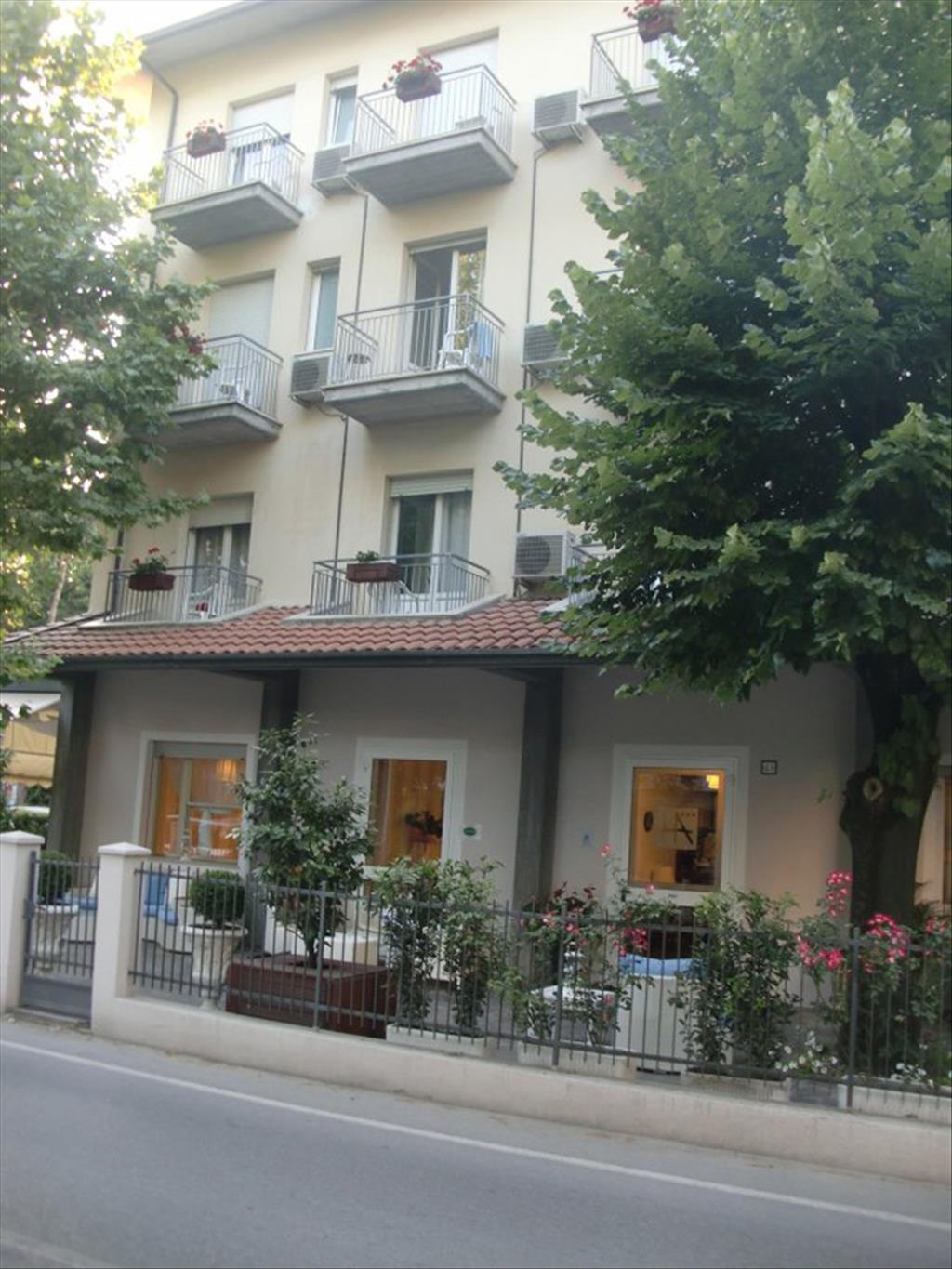 Hotel Alma - Esterno
