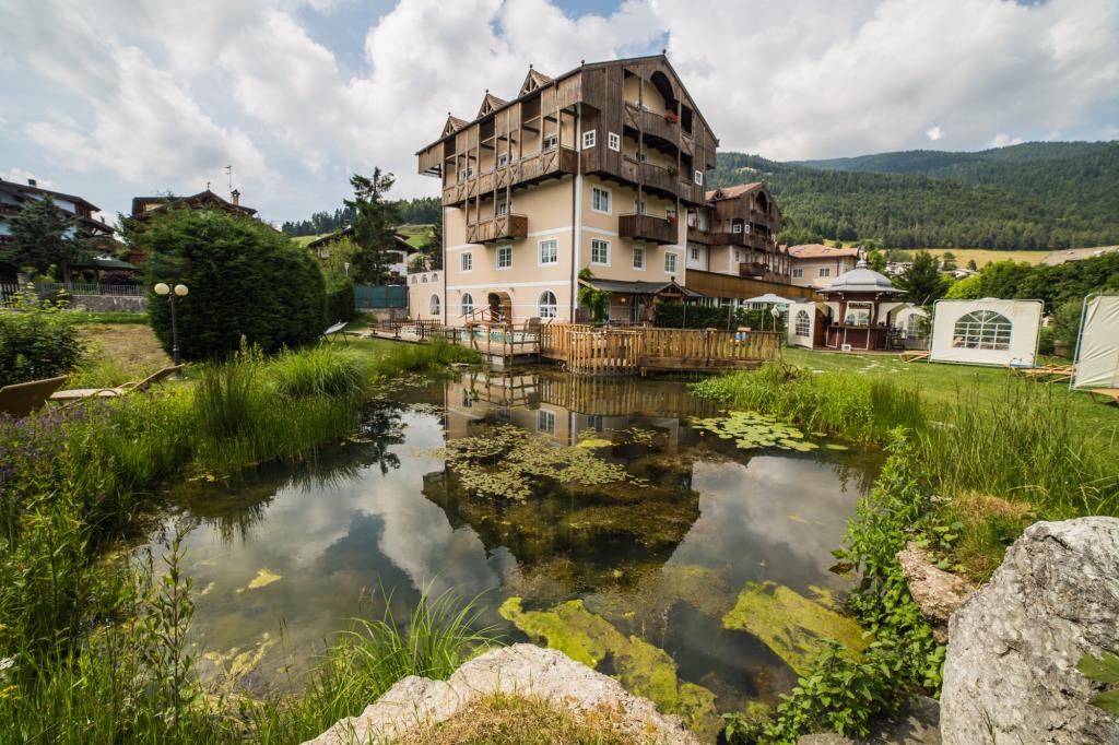 Hotel Alpen Eghel - Esterno