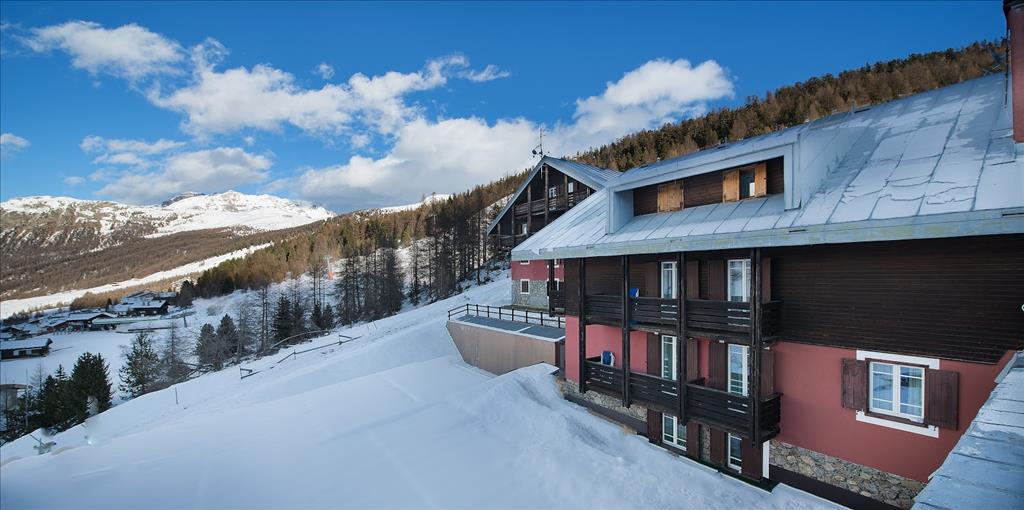 Hotel Alpen Village - Esterno