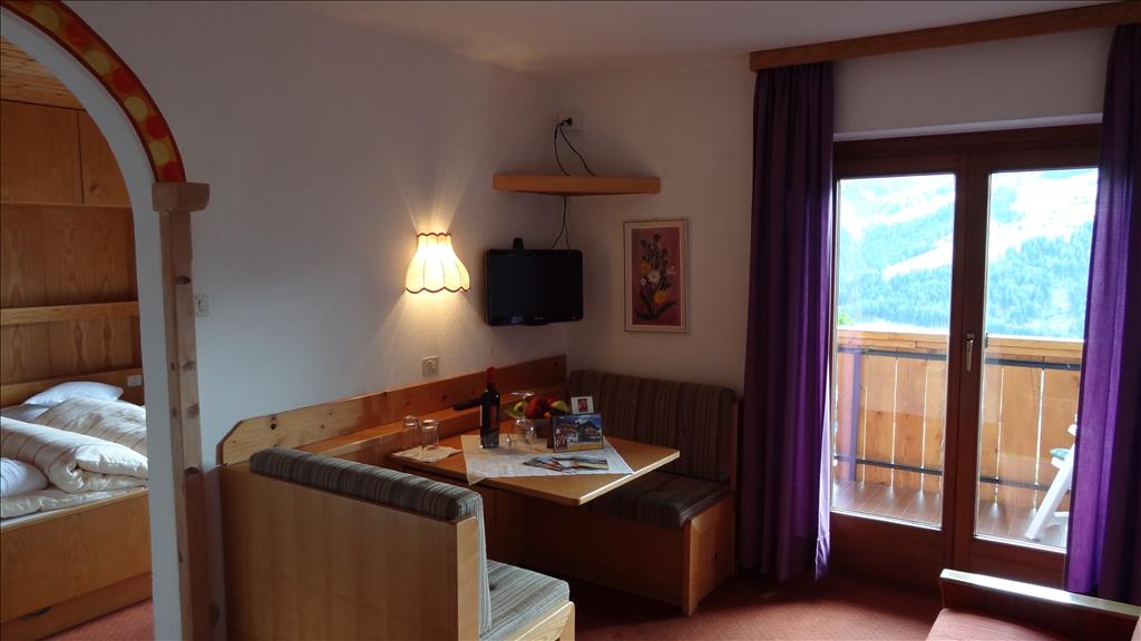 Hotel Alpenland - Camerasud