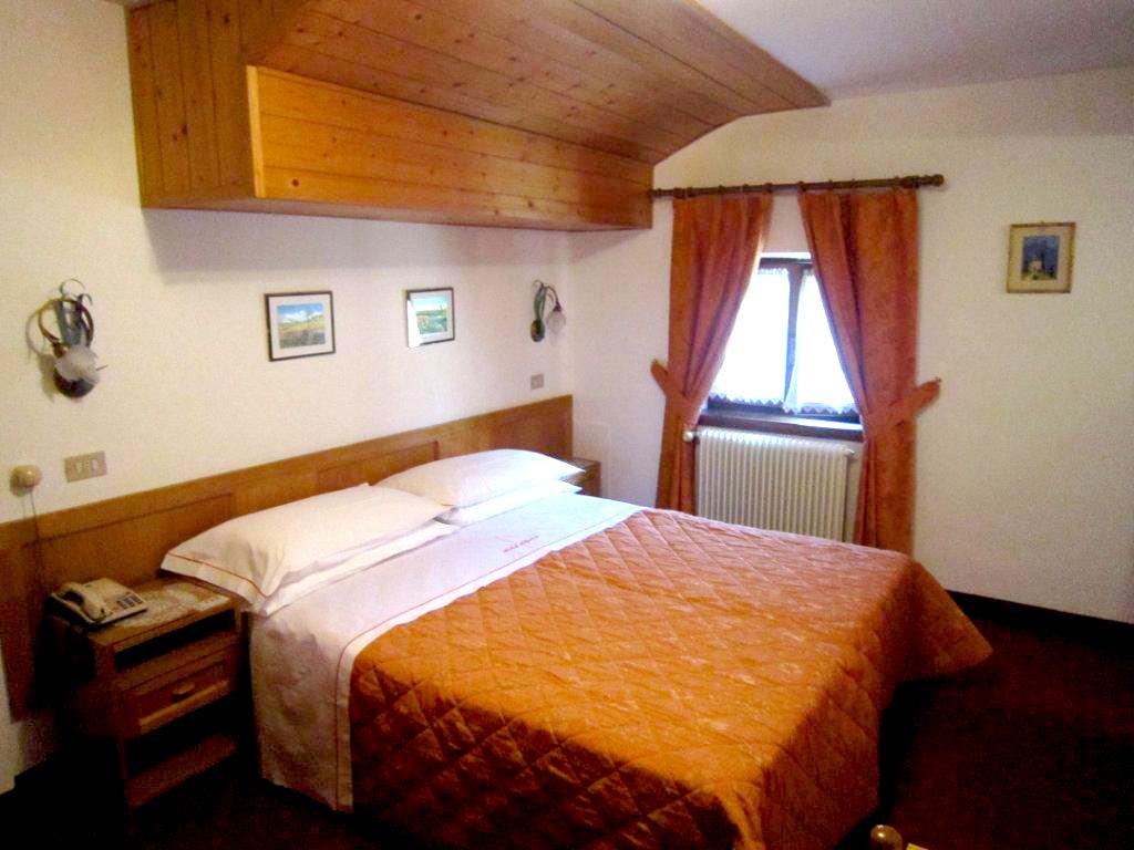 Hotel Alpina - Camera