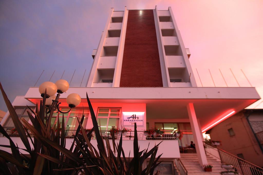 Hotel Ambassador - Esterno