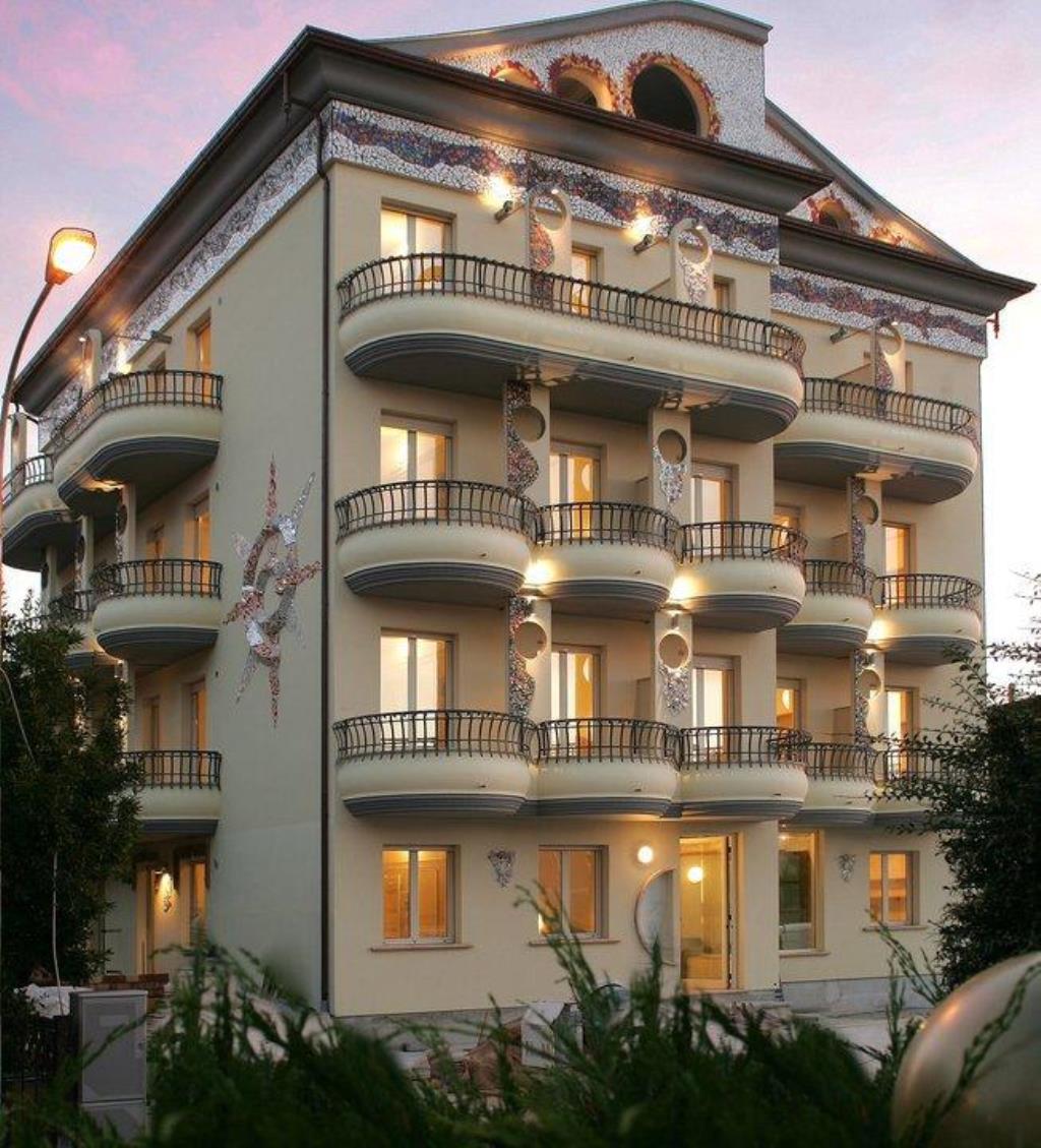 Residence Anchise Mare - Alba Adriatica