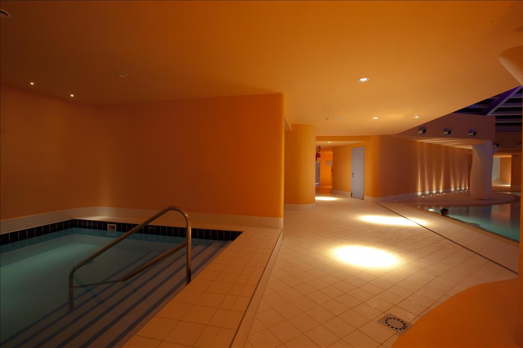 Hotel Aquagranda Wellness Park Hotel Residence - Piscina