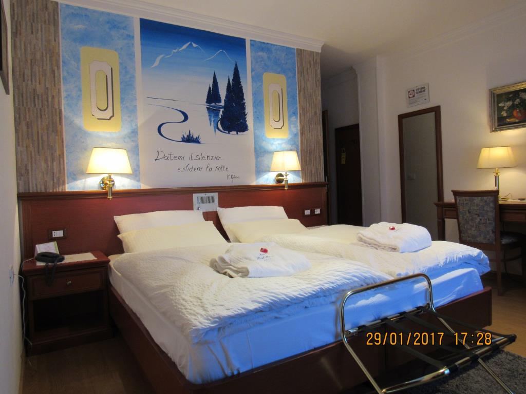 Hotel Arnica  - Camera