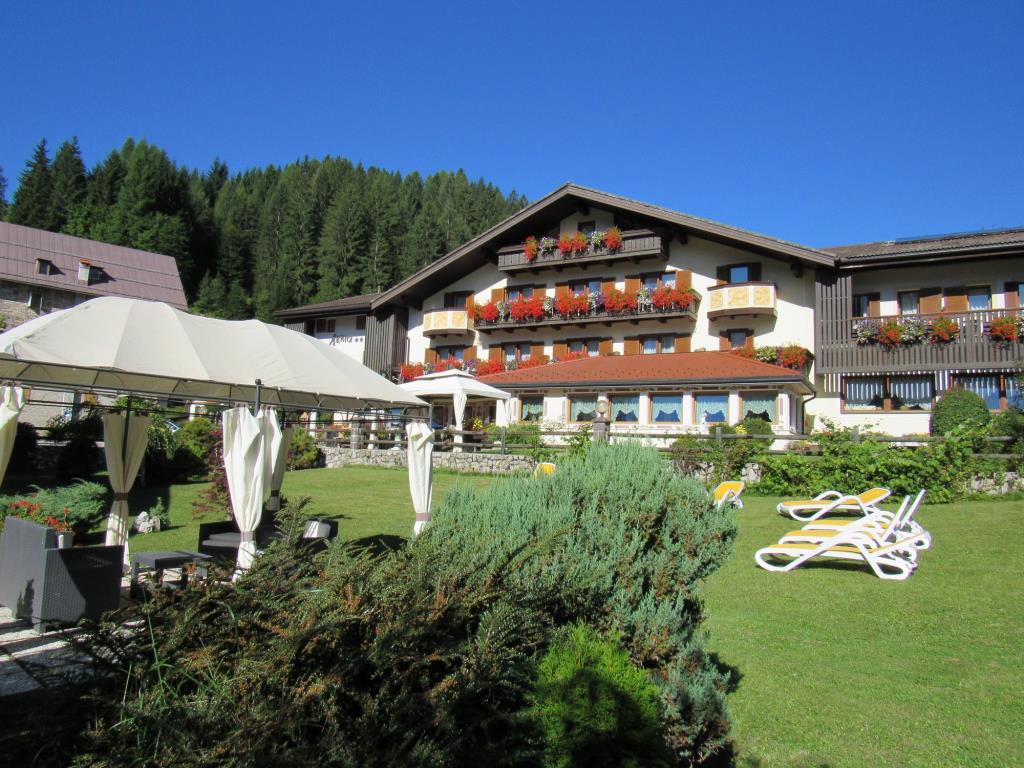 Hotel Arnica  - Esterno