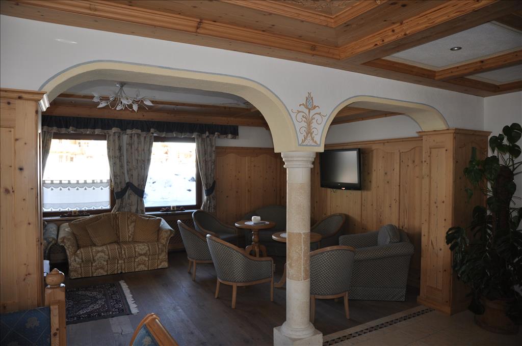 Hotel Arnika - Salotto