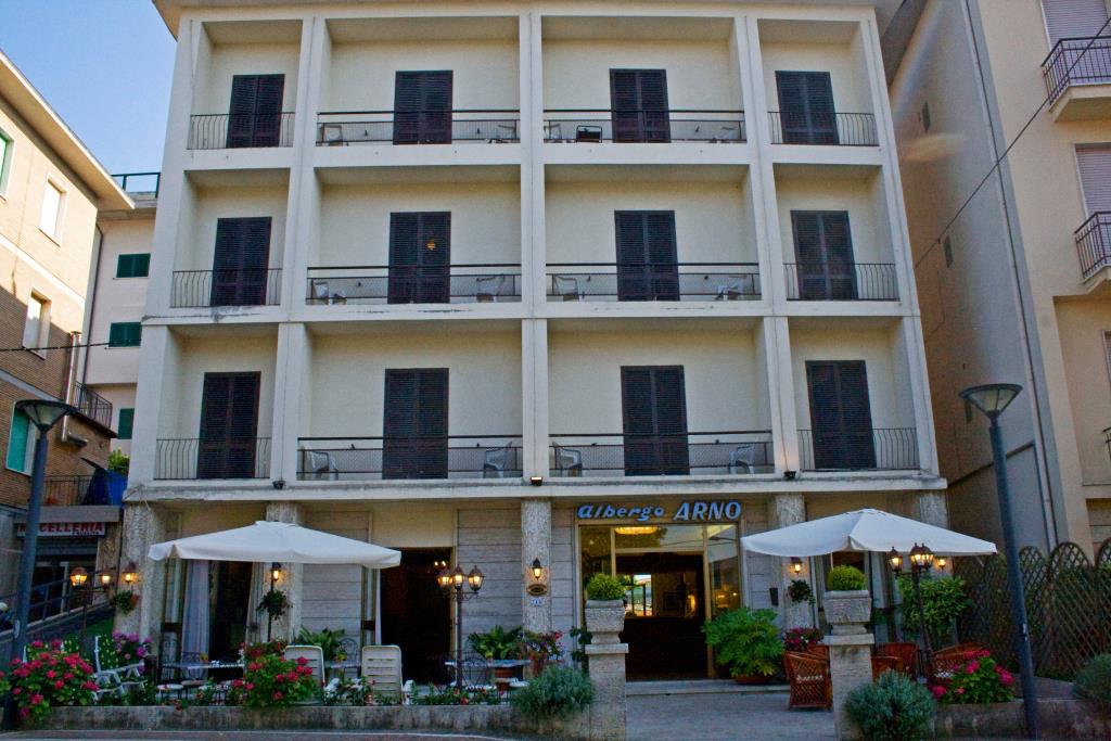 Hotel Arno - Esterno