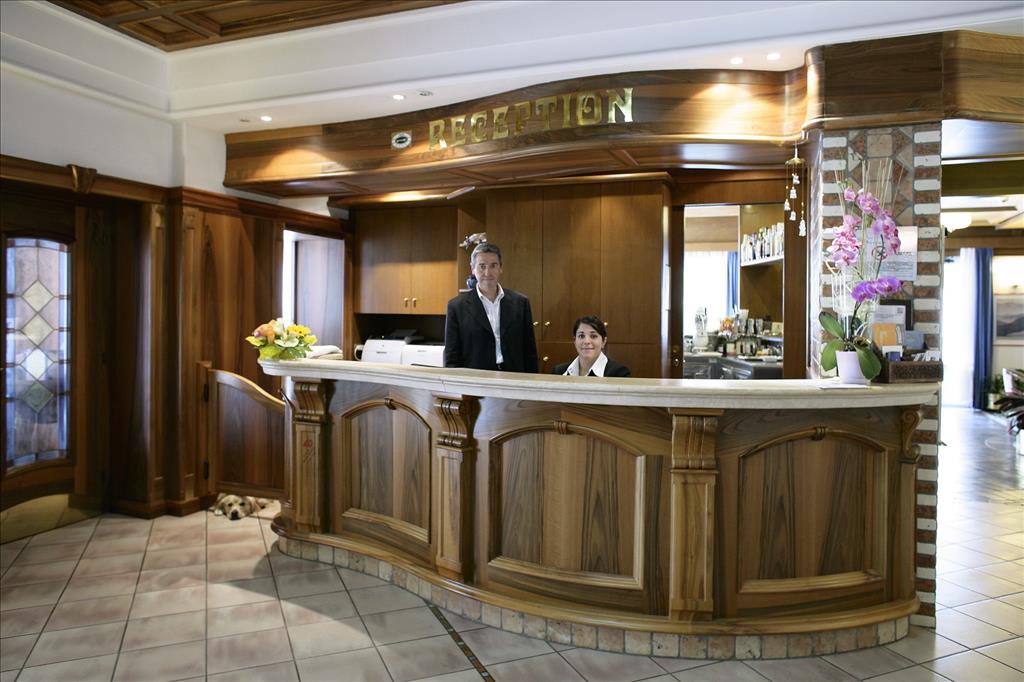 Hotel Astoria - Reception