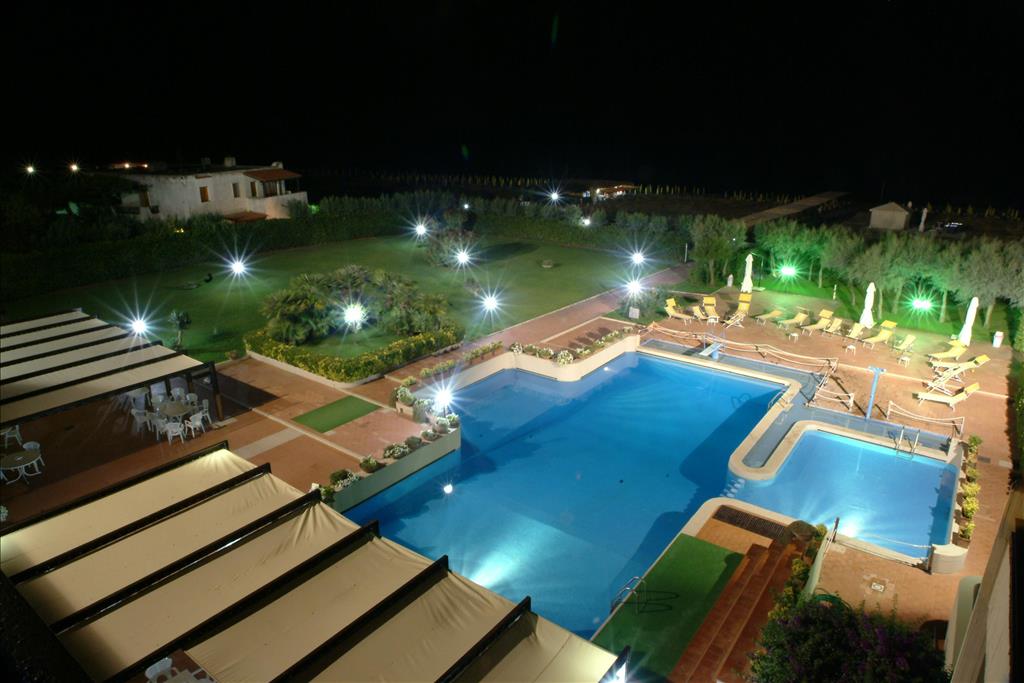 Hotel Aurhotel - Piscina