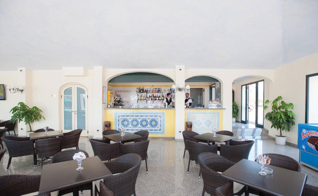 Villaggio Baia Aranzos Beach Club Resort - Bar