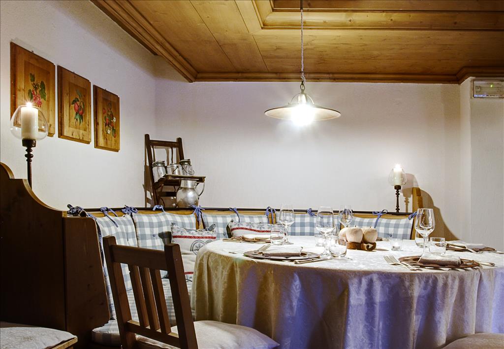 Hotel Baita dei Pini - Ristorante