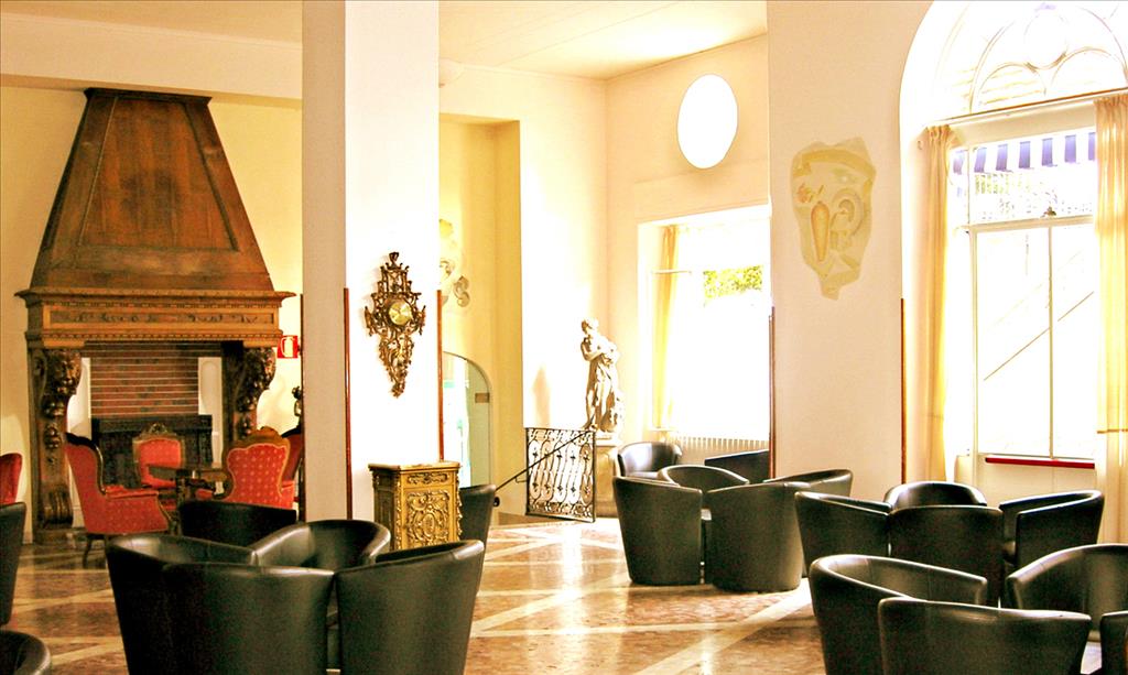 Hotel Bazzoni - Salotto