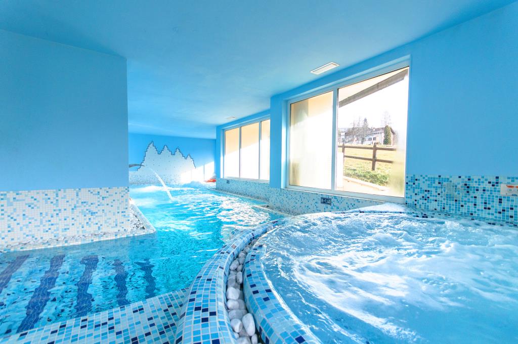 Hotel Bellamonte - Piscina