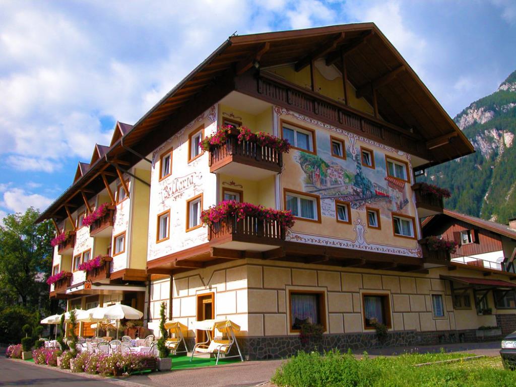 Hotel Bellaria - Predazzo