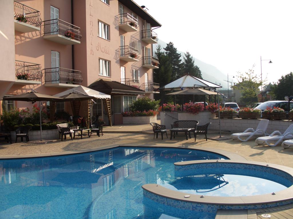 Hotel Bellaria - Piscina