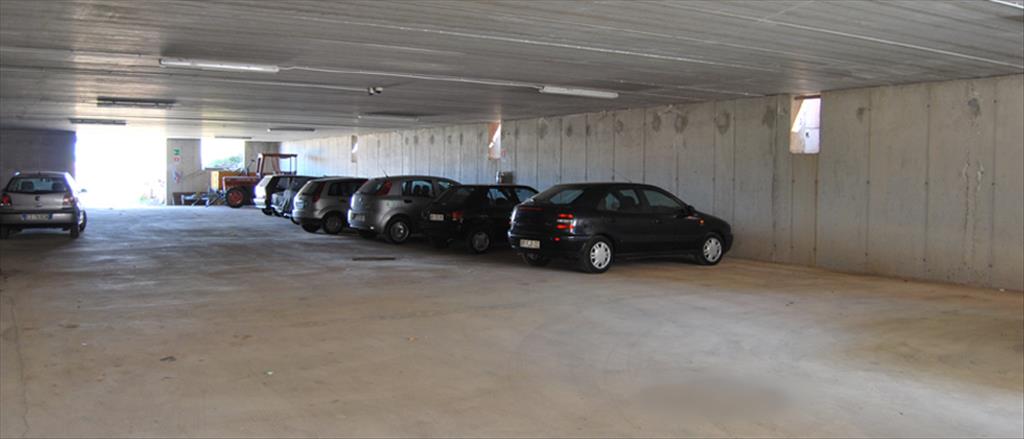 Hotel Belvedere - Garage