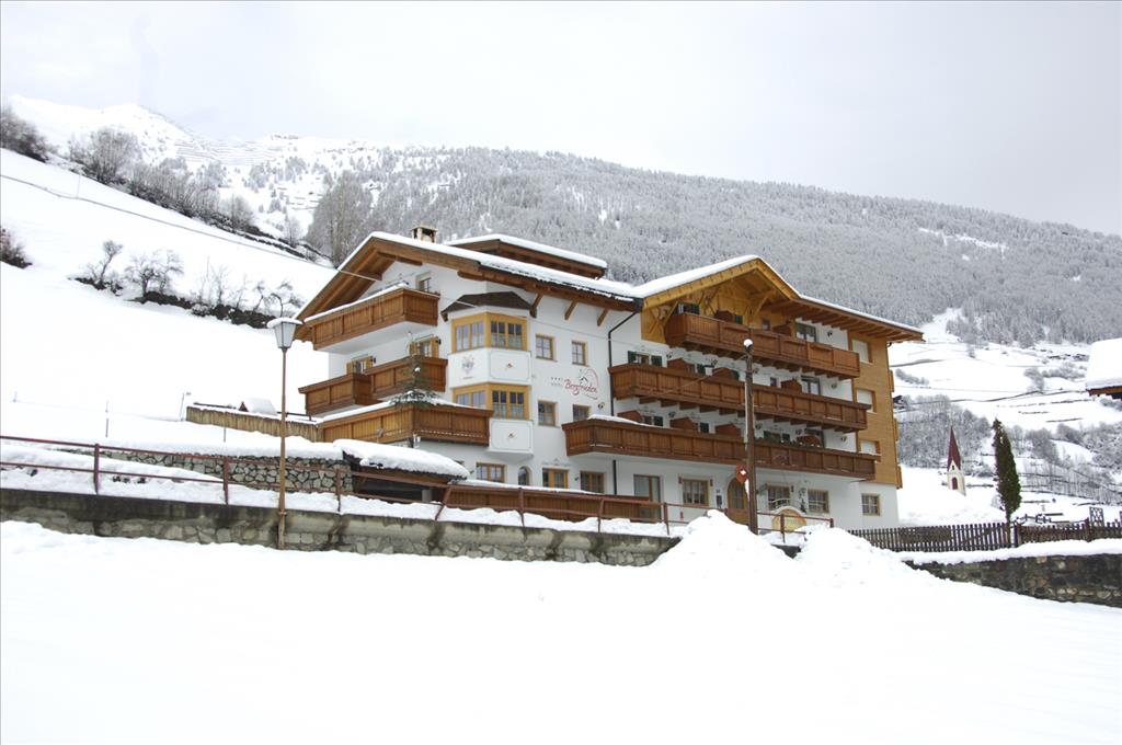 Hotel Bergfrieden - Esterno