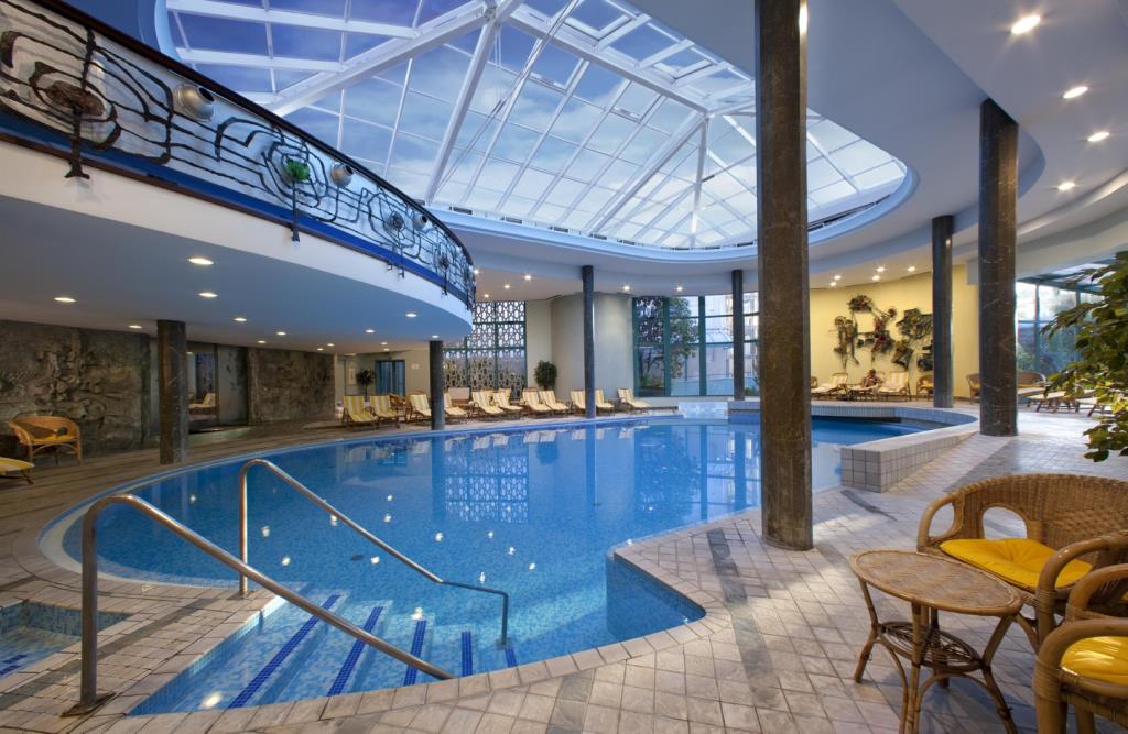 Hotel Bristol Buja - Piscina