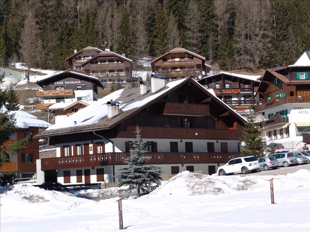 Hotel Césa Edelweiss - Campitello di Fassa