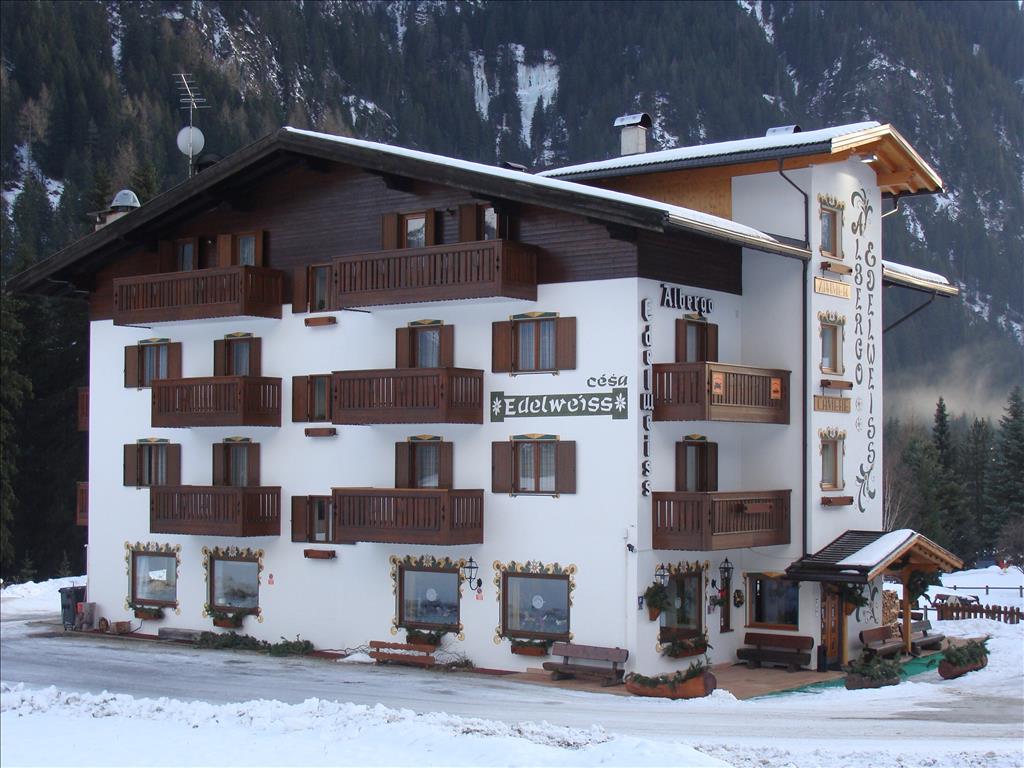 Hotel Césa Edelweiss - Esterno