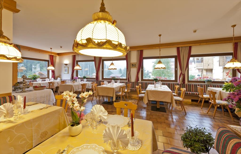 Hotel Césa Edelweiss - Ristorante