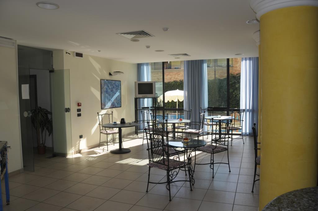 Hotel Capriccio - ZonaTv