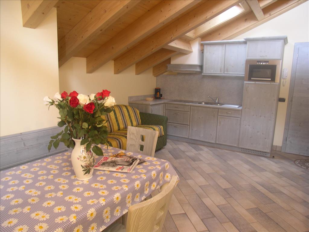 Appartamenti  Casa Soleil  - CucinaFlorin