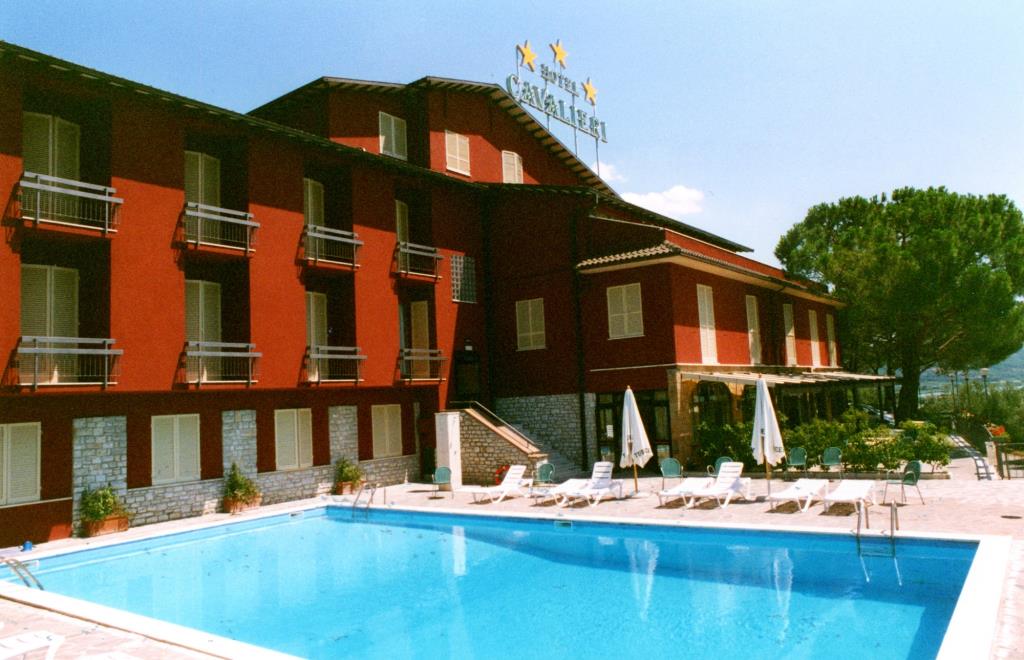 Hotel Cavalieri - Passignano sul Trasimeno