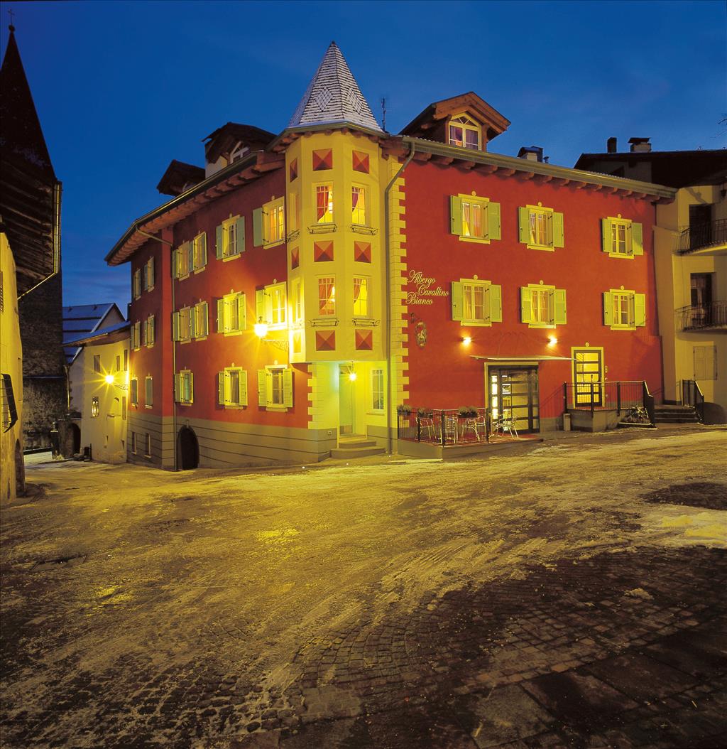 Hotel Cavallino Bianco  - Rumo