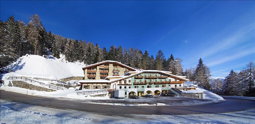 Hotel Chalet al Foss - Esterno