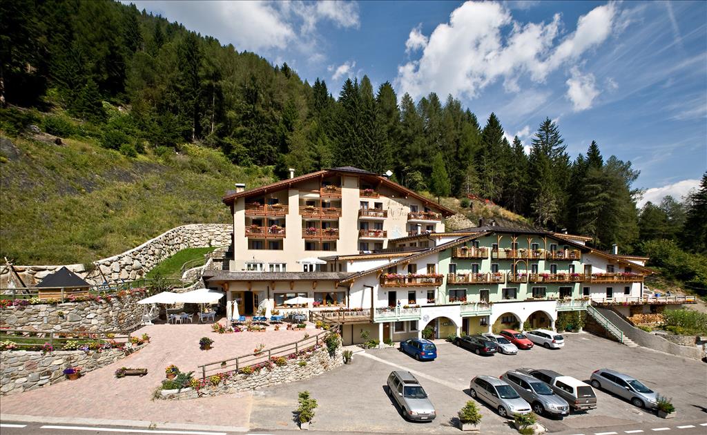Hotel Chalet al Foss - Esterno