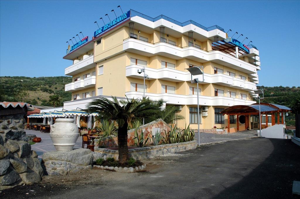 Hotel Cliffs  - Joppolo