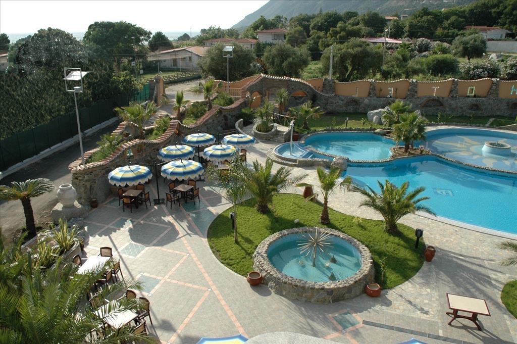 Hotel Cliffs  - Piscina