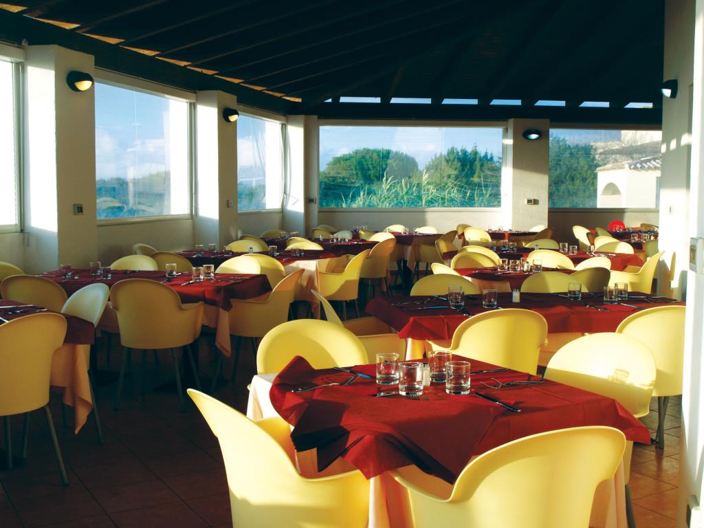 Hotel Club Esse Gallura Beach Village - 