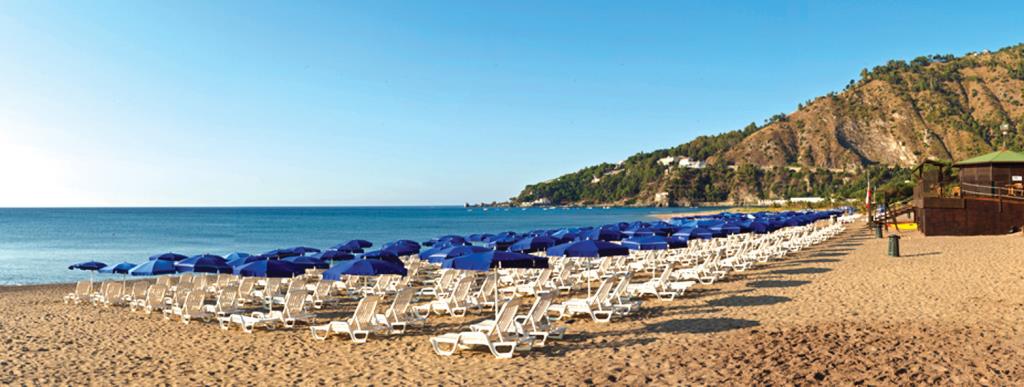 Hotel Club Esse Sunbeach Resort - 