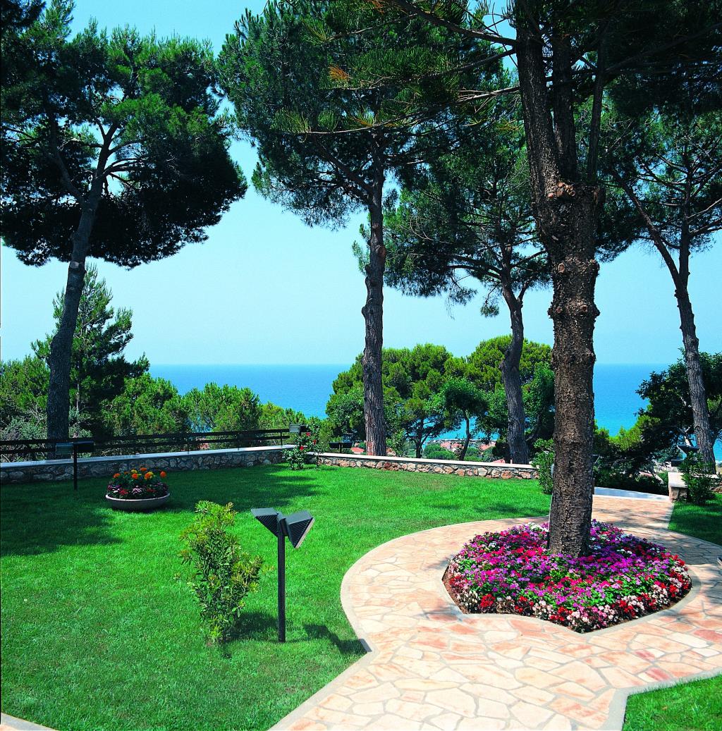 Hotel Club Residence La Castellana - Giardino