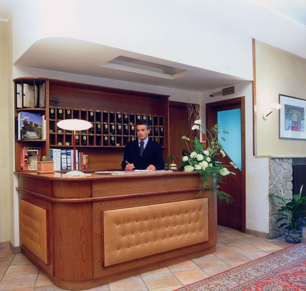 Hotel Family Como - Reception