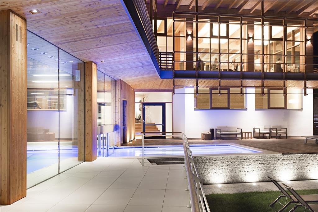Hotel Corona Dolomites - Esterno