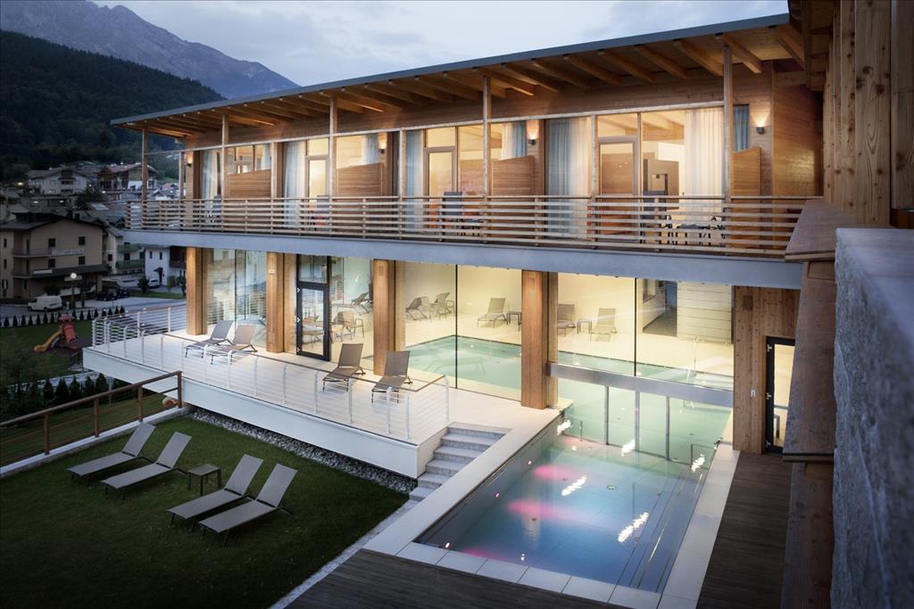 Hotel Corona Dolomites - Esterno