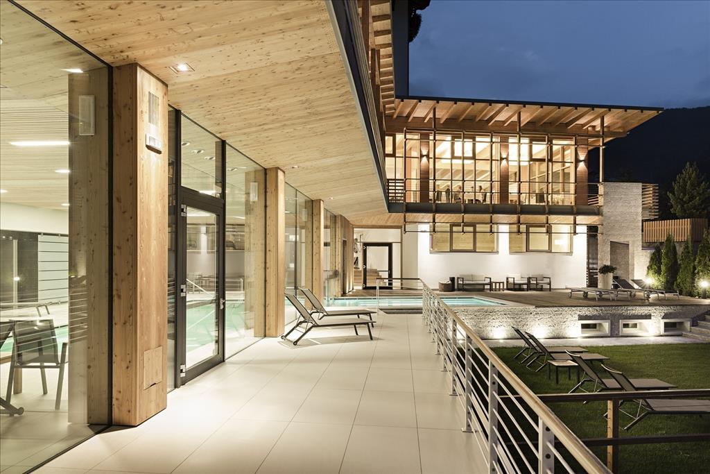 Hotel Corona Dolomites - Esterno