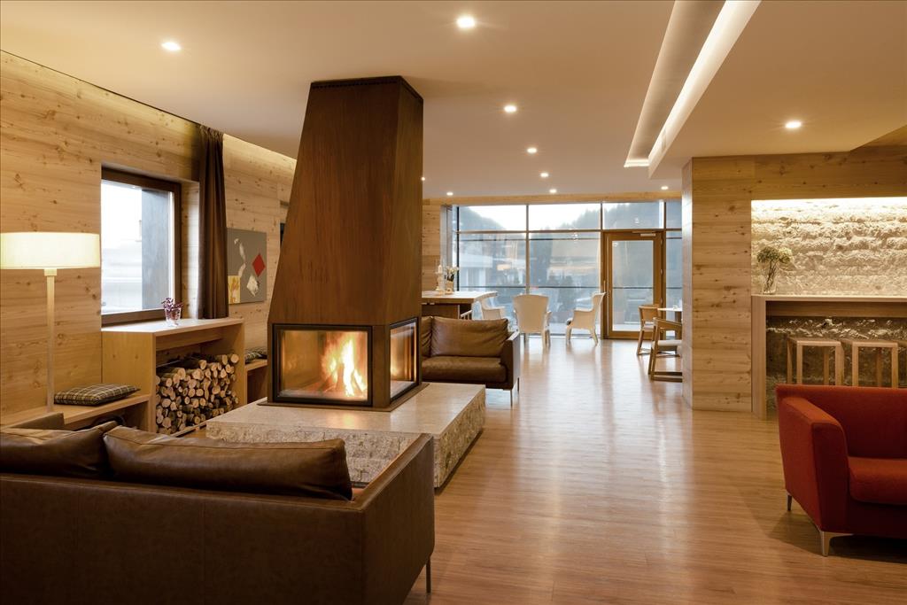 Hotel Corona Dolomites - Interno