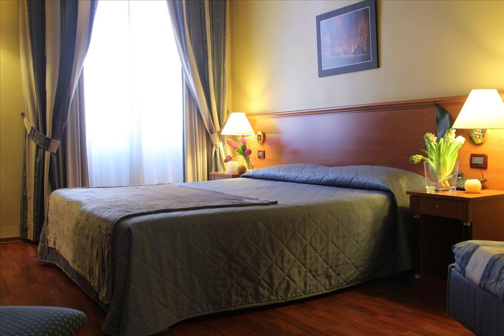 Hotel Cremona Hotels - Continental, Impero, Dellearti - Camera