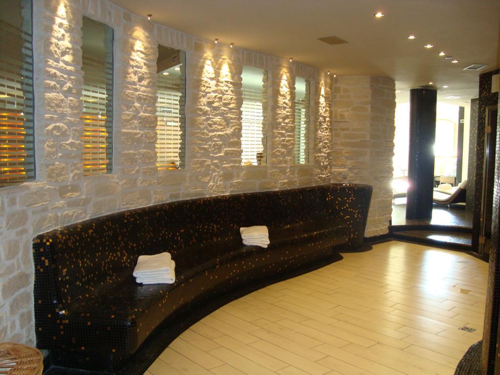 Hotel Cristal Palace - AreaSaune