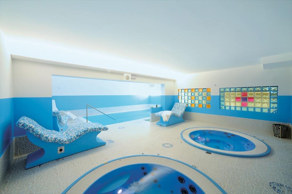 Hotel Cristina - WellnessPiscina