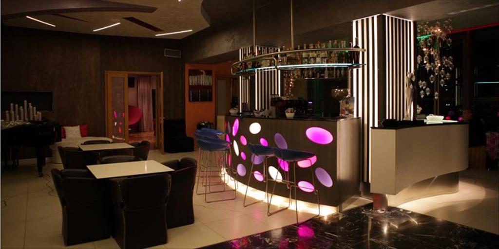 Hotel Design Oberosler  - Bar