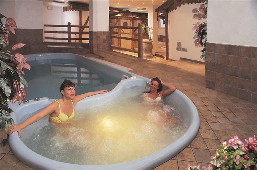 Hotel Diamant - Piscina