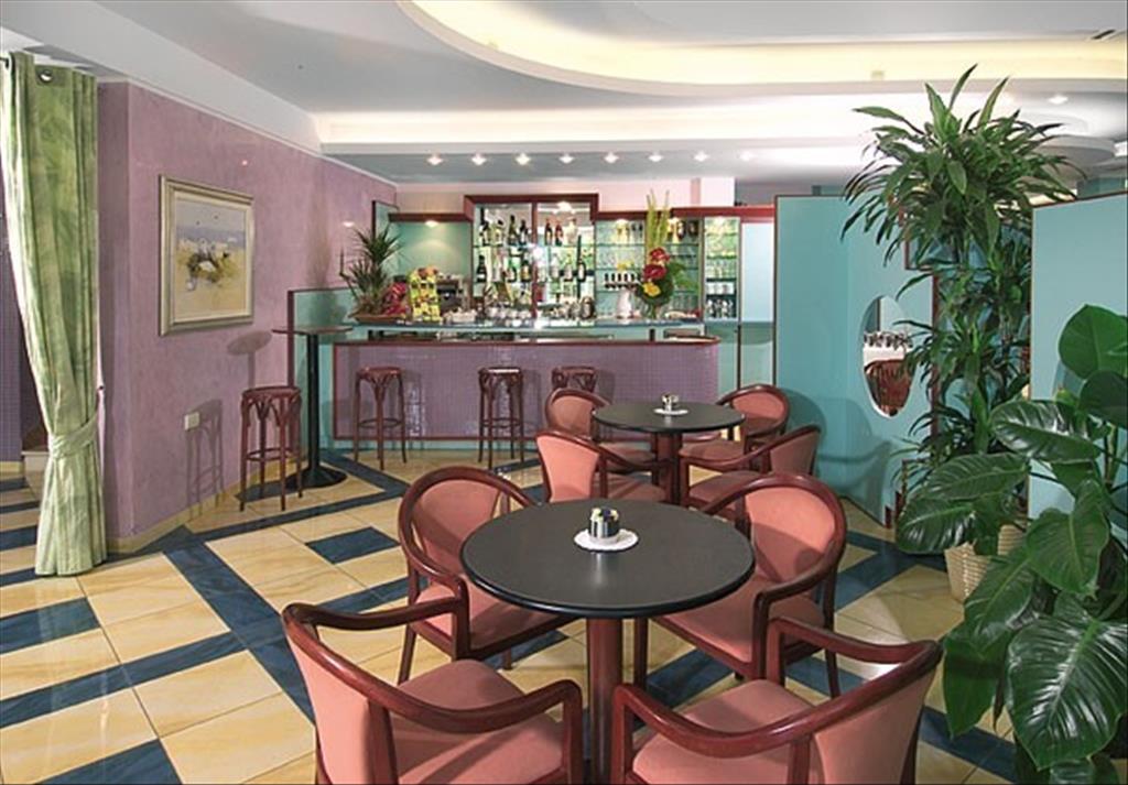 Hotel Diana  - Bar