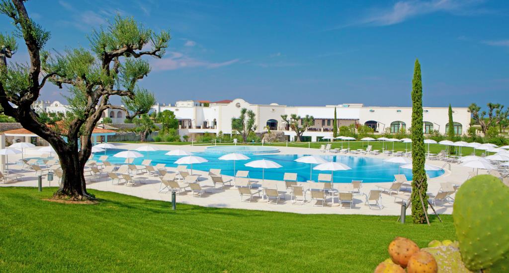 Hotel Double Tree Hilton Acaya Golf Resort - Piscina